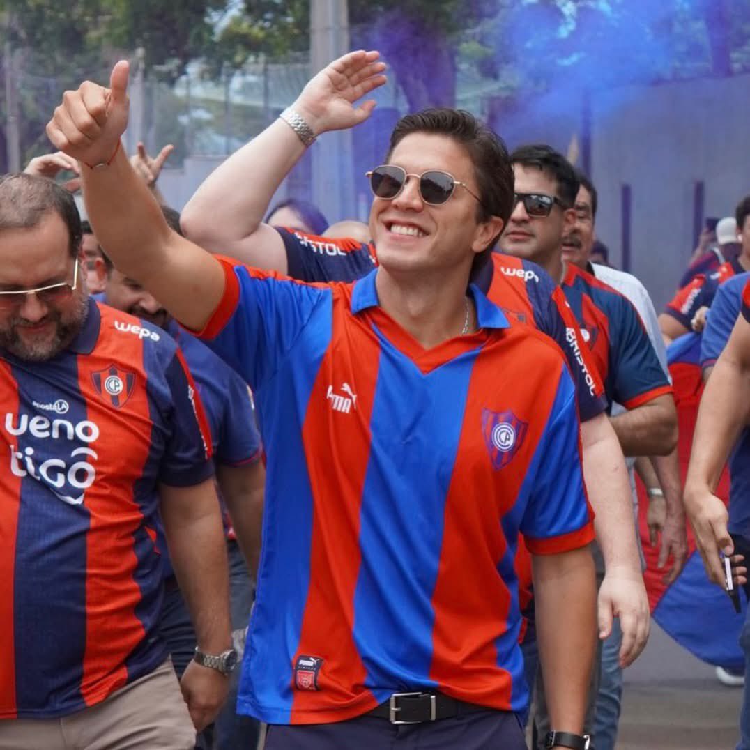 Carlitos tweet media