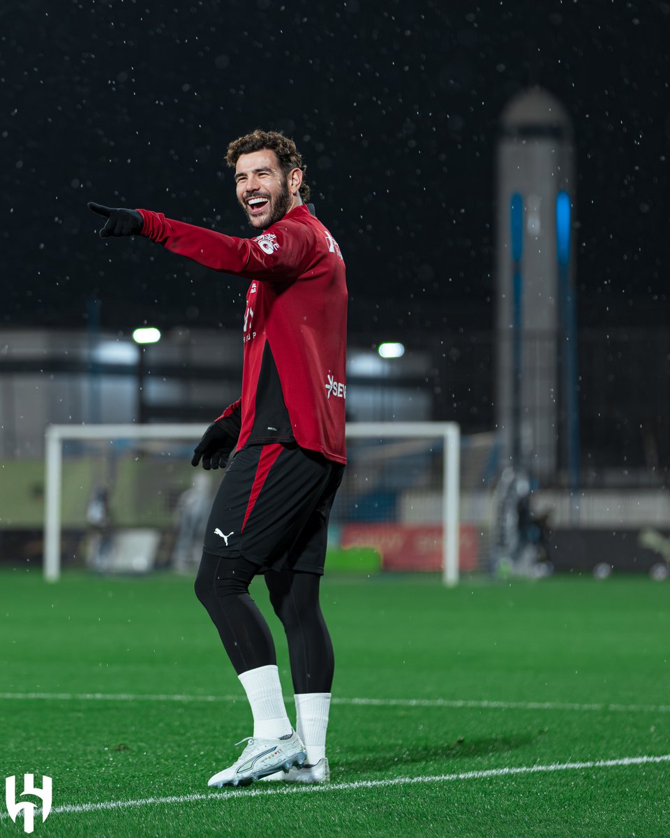 Theo Hernandez tweet media