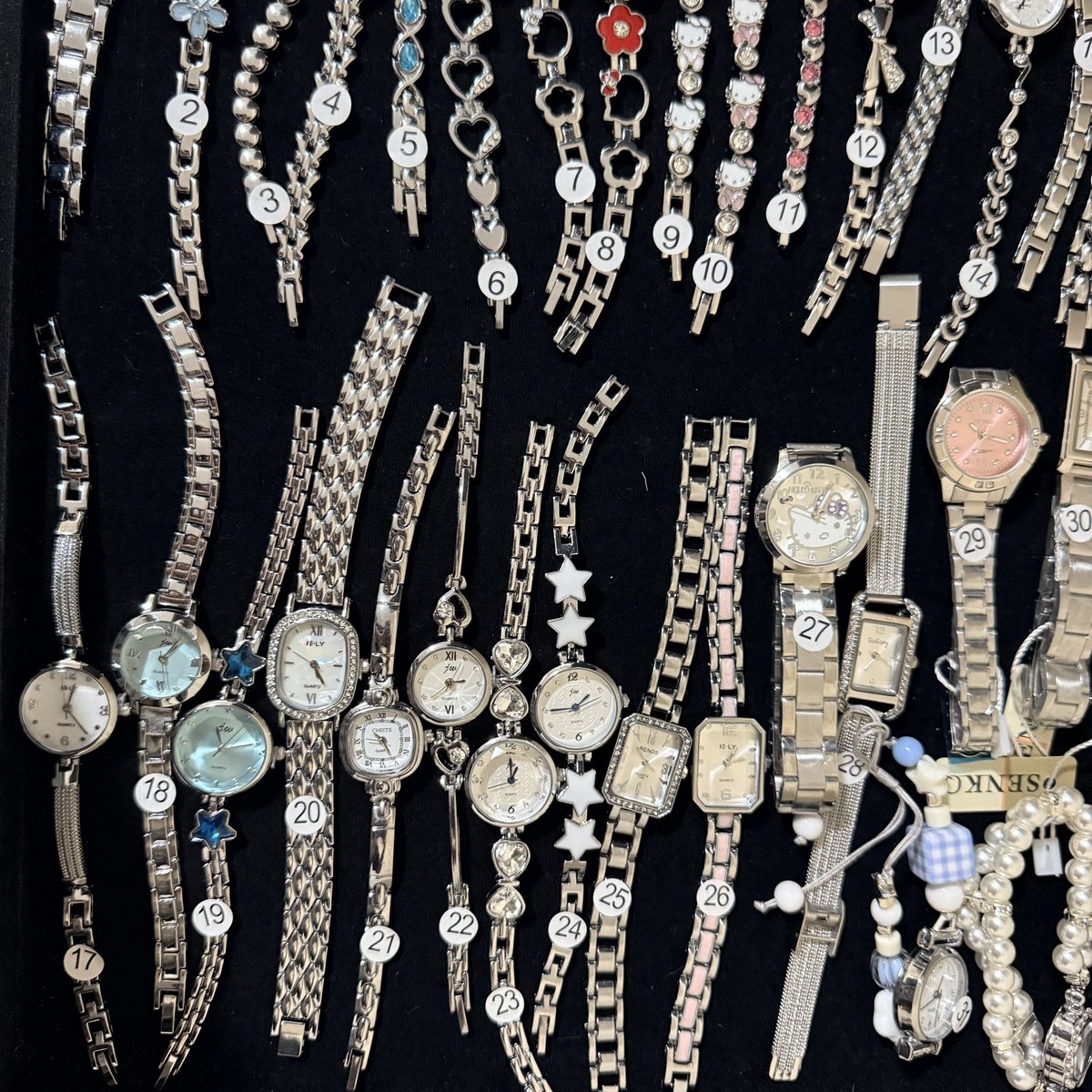 apeachmuch tweet media