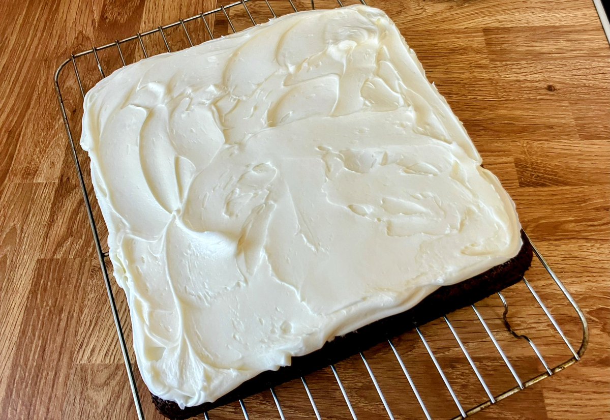 karen thompson tweet media