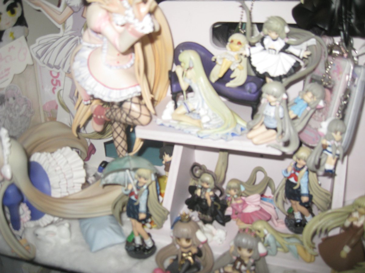 오랜만에 디카 꺼내봄