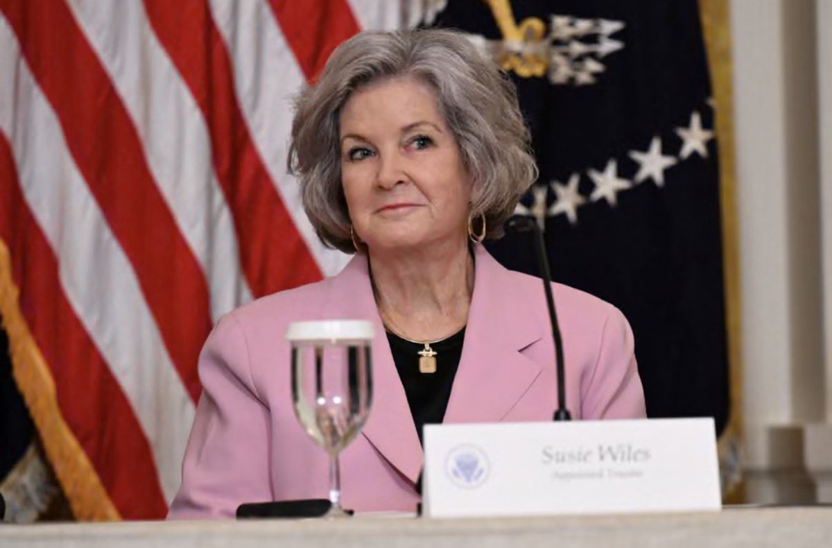 Blake D. Moore tweet media