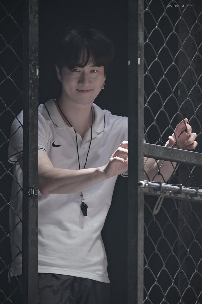 달빛사진관🌙 tweet media