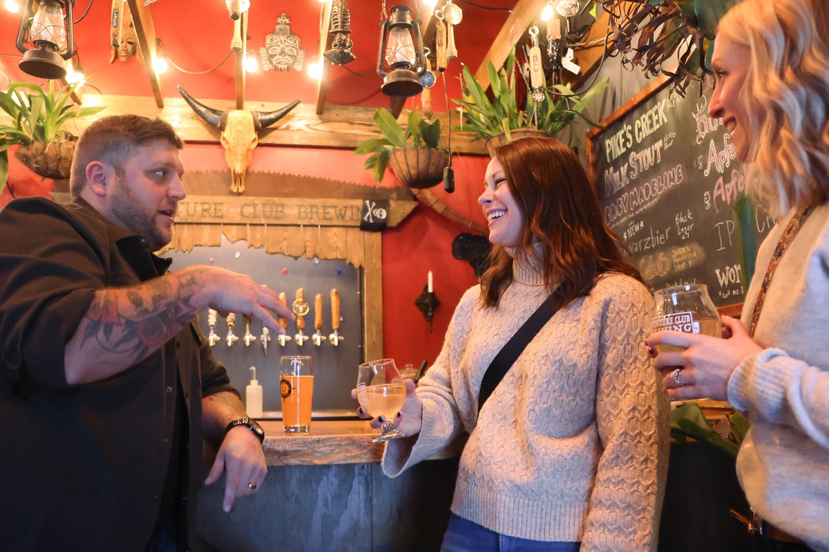 Bayfield_WI's tweet photo. Good company, great drinks, and a little luck of the Irish. 🍀🍻

St. Patrick’s Day is here, and Bayfield area businesses are celebrating with specials, live music, and plenty of festive fun.

Plan your stops and see what’s happening:
 https://t.co/XUBBJ1dCWk https://t.co/WkuYxogwJj