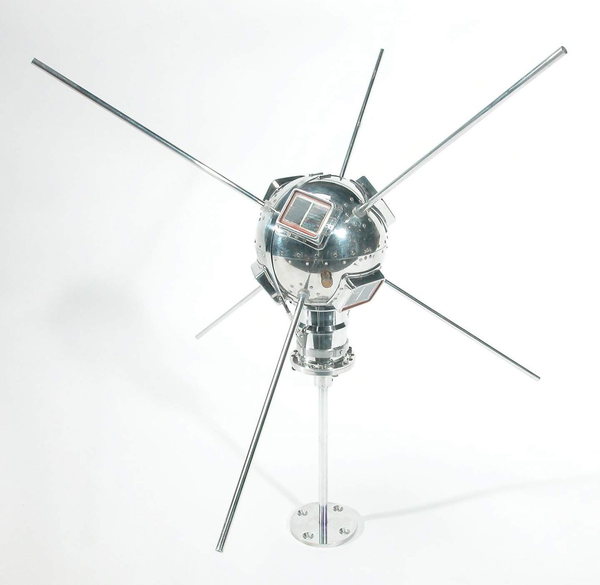 National Air and Space Museum tweet media