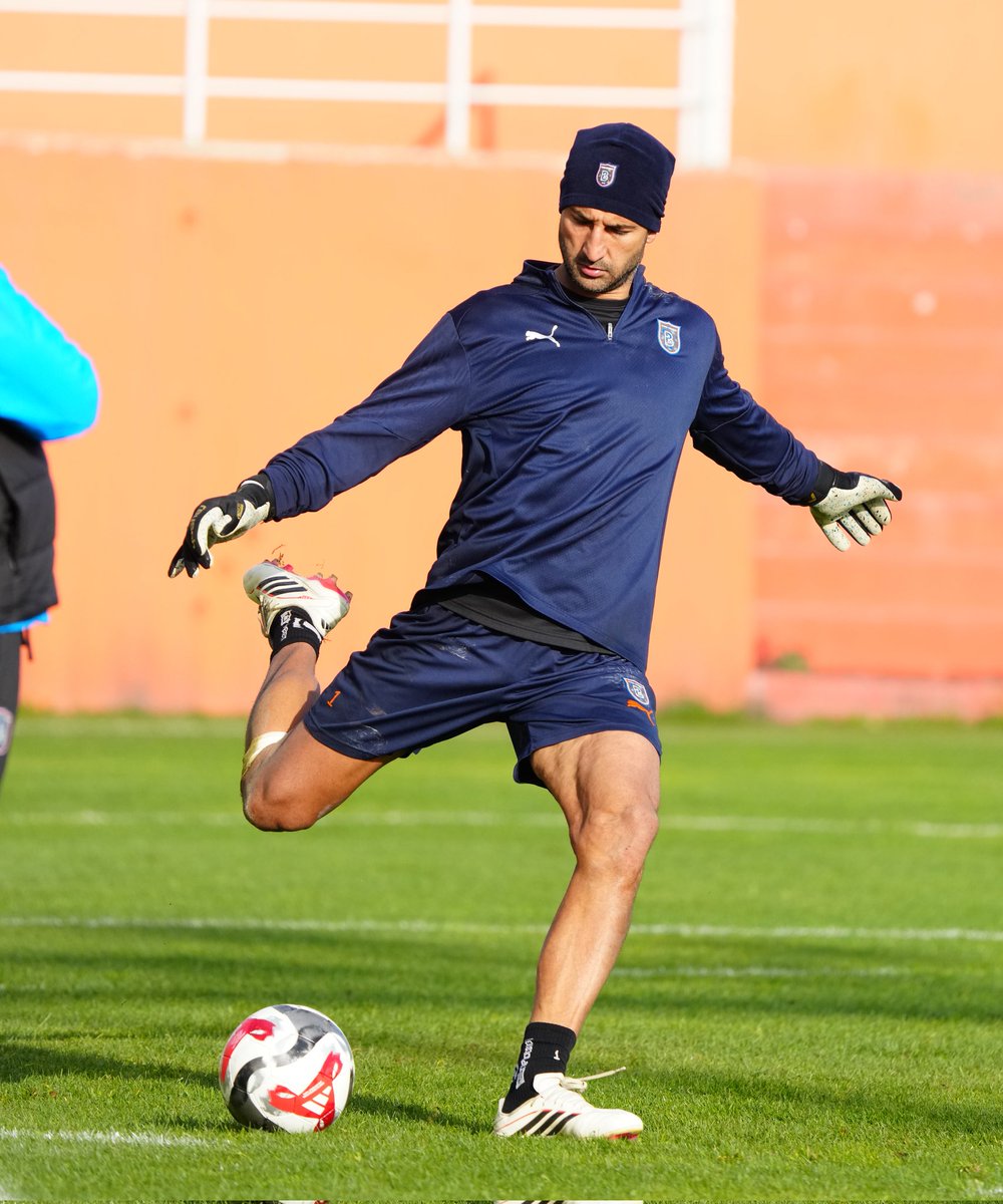 RAMS Başakşehir tweet media