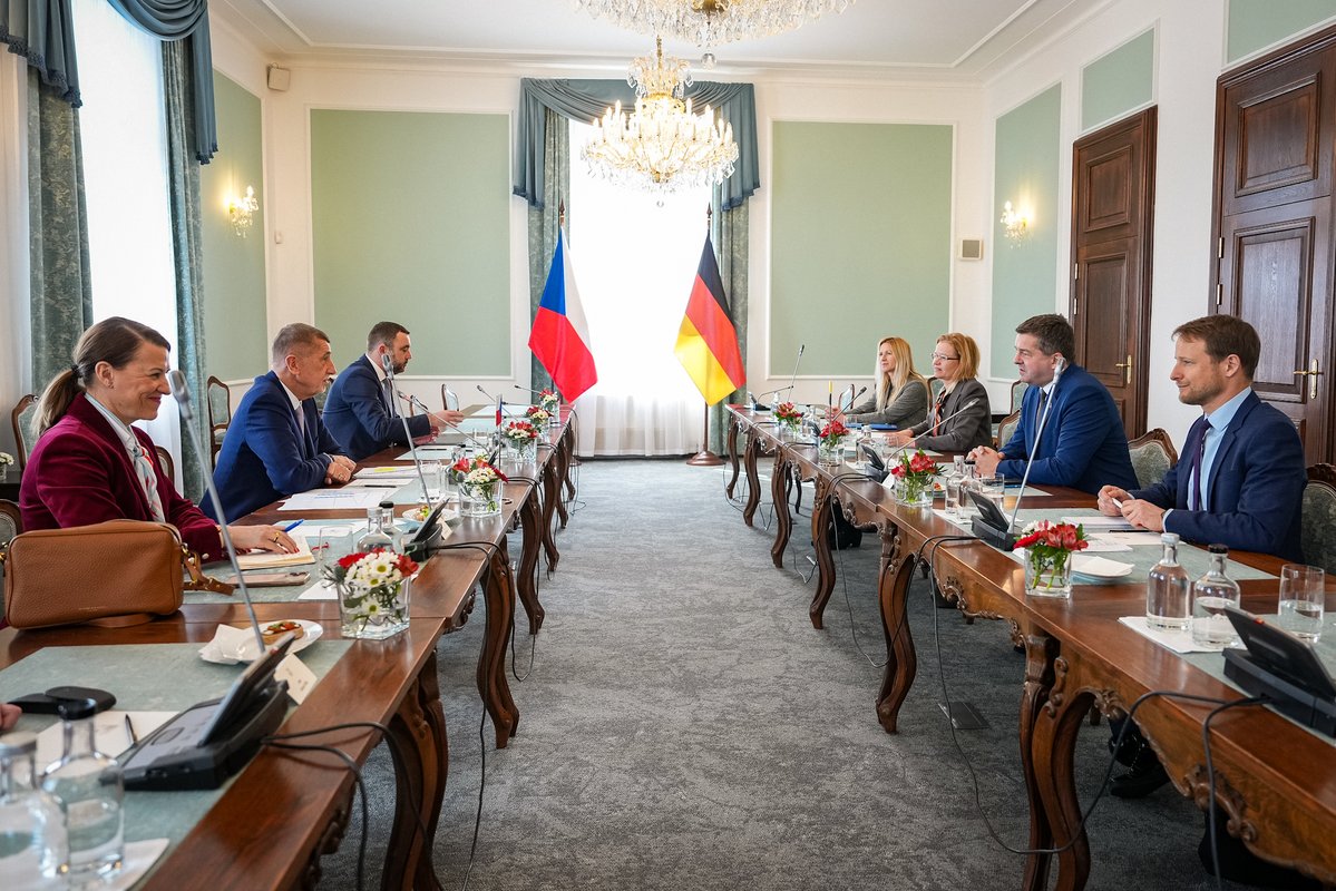 Úřad vlády ČR tweet media