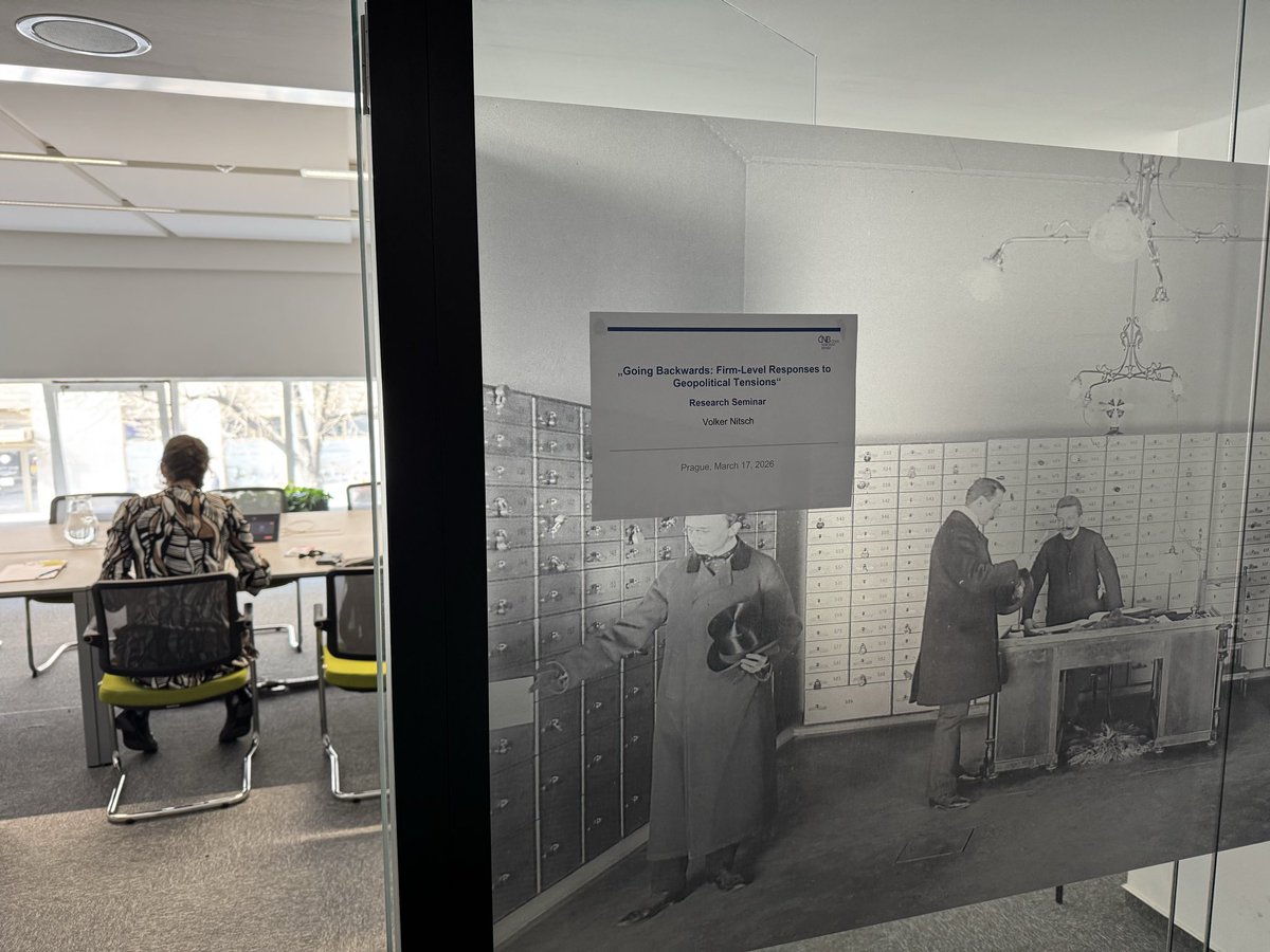 Volker Nitsch tweet media