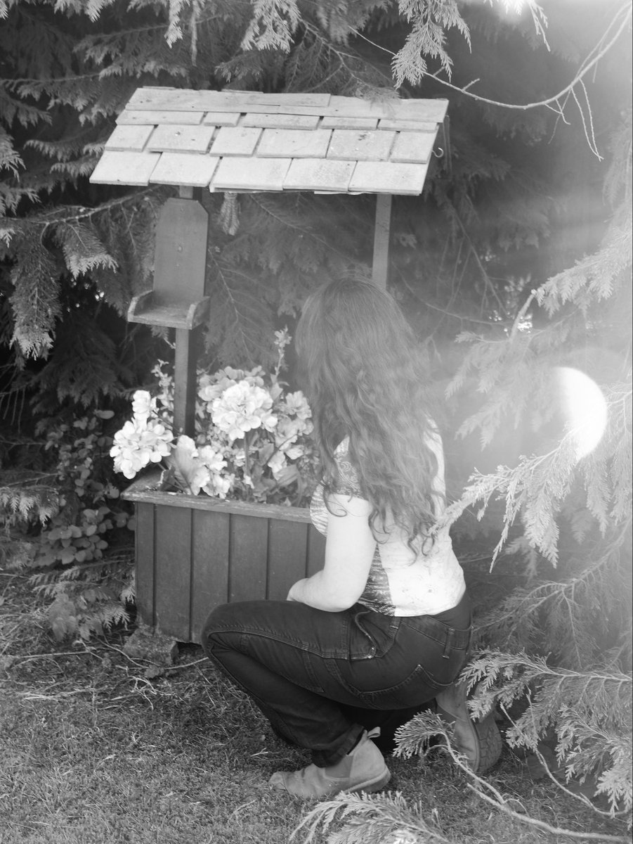 Dark Entries Records tweet media