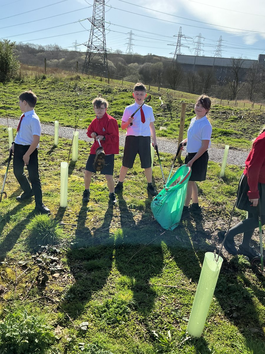 St Saviour CE School tweet media