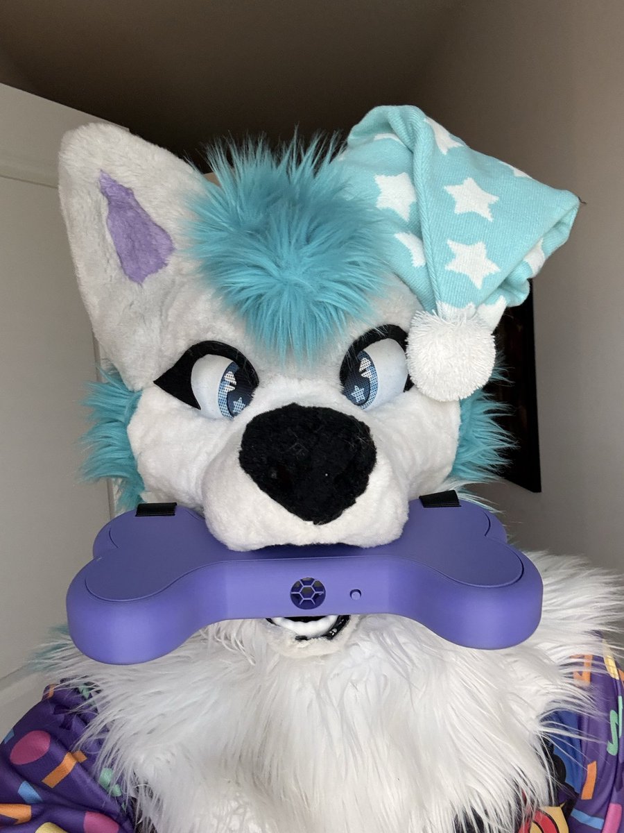 WulfPawPrints tweet media