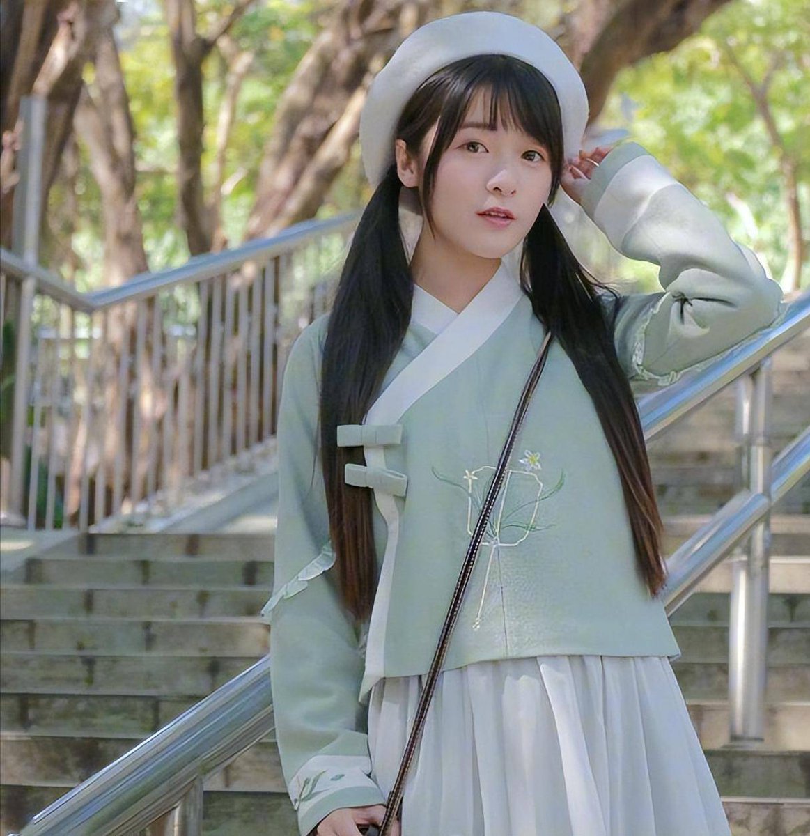 apurva narang tweet media