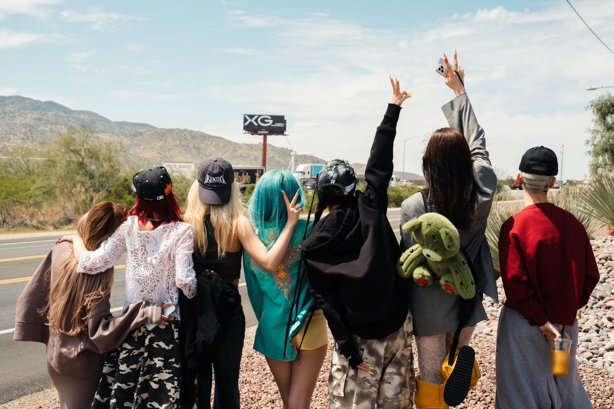 🐺💛💜🧡🐺 tweet media