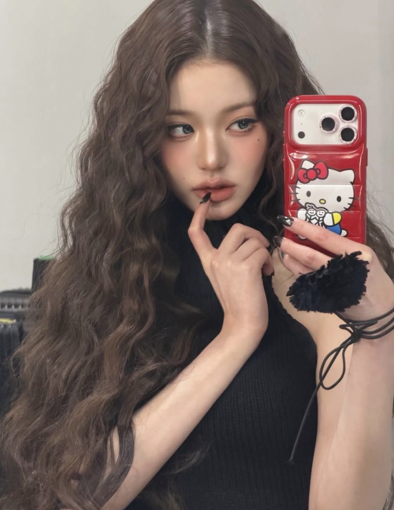 りにょん tweet media