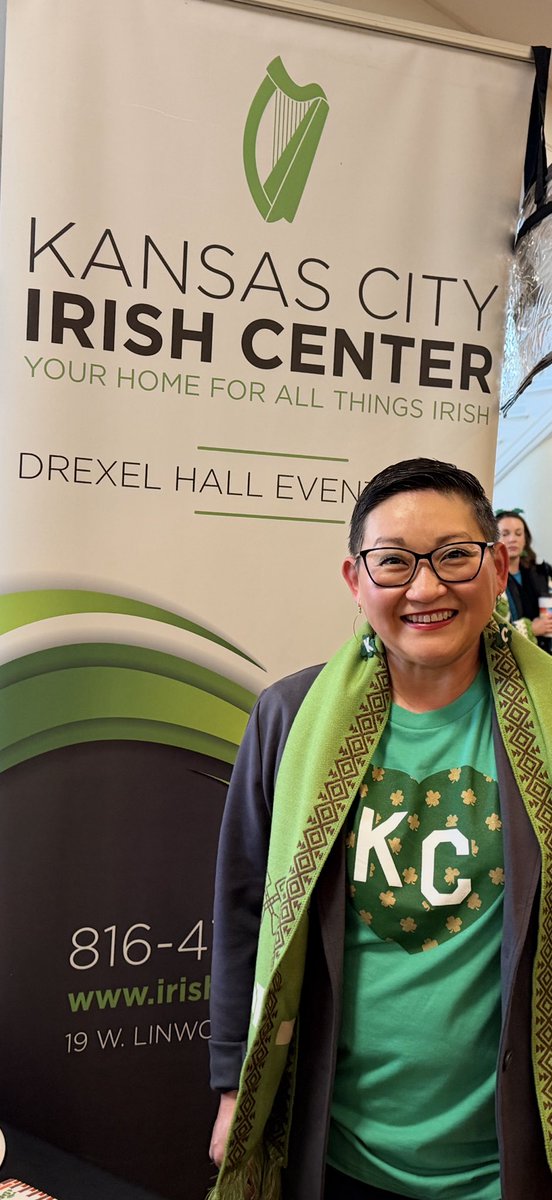 Emily Weber tweet media