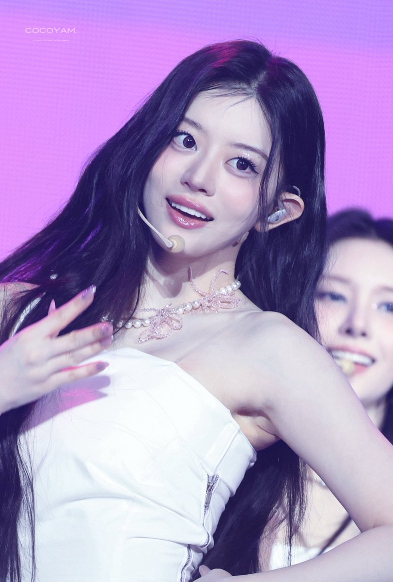 아일릿  알유넥스트 알유넥 친필 싸인 폴라 구매 양도 받아요 wtb illit polaroid 폴라로이드 윤아 민주 이로하  로하 원희모카 illit폴라
High price buy⭕️ 가격 조정 가능open.kakao.com/o/sKtE6YIh
윤아 민주 이로하 로하 원희 모카 yunah minju moka wonhee iroha 앨범 포토카드 폴라 미공포 교환