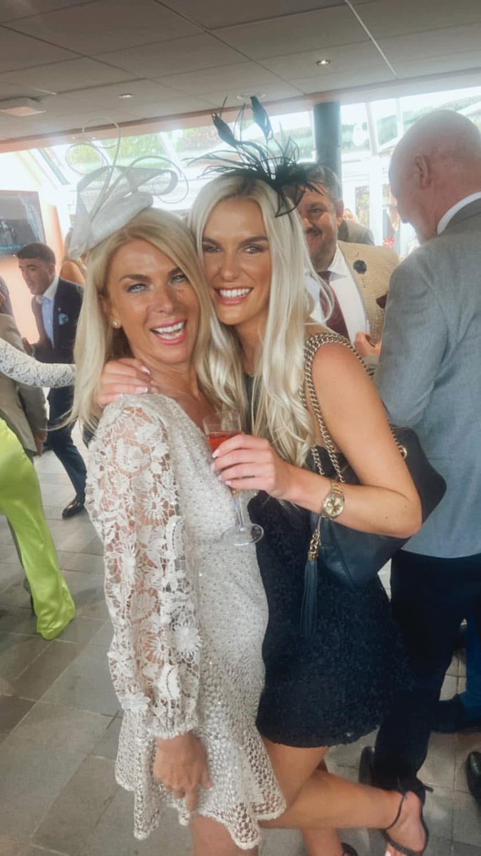 hello sexy tweet media