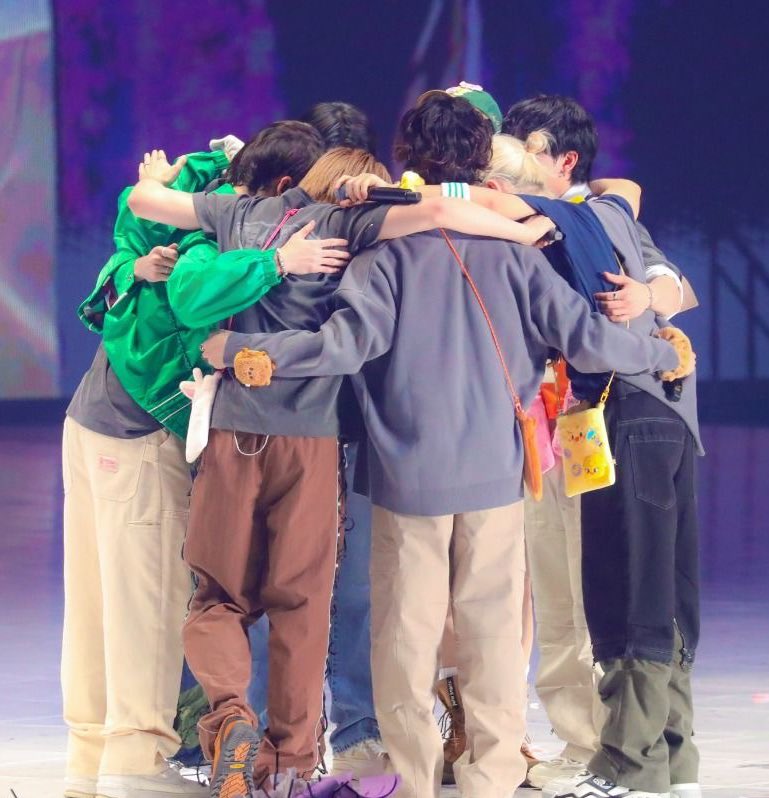 ✰ ◟̽◞̽ tweet media