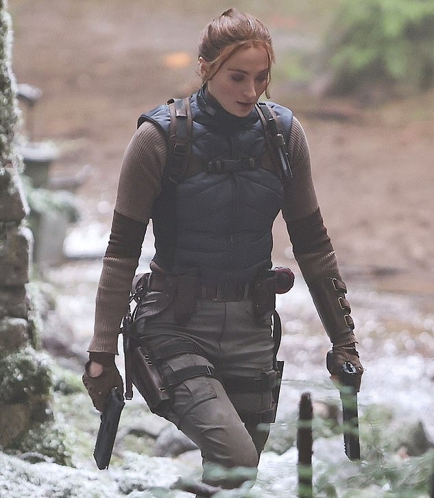 best of sophie turner tweet media