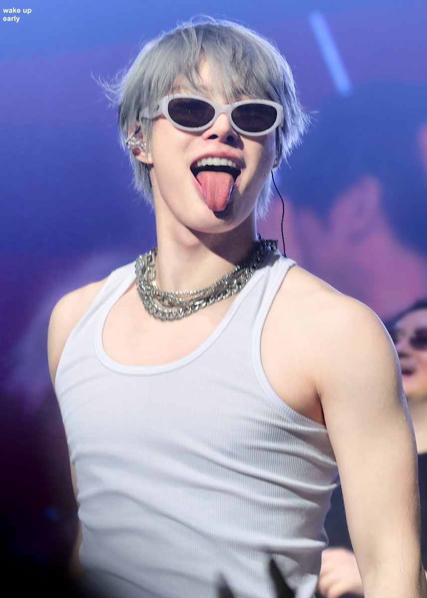 𝐰𝐚𝐤𝐞_𝐮𝐩_𝐞𝐚𝐫𝐥𝐲 tweet media