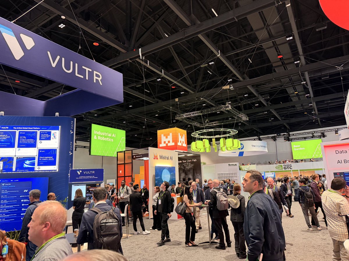 DO IT NOW tweet media