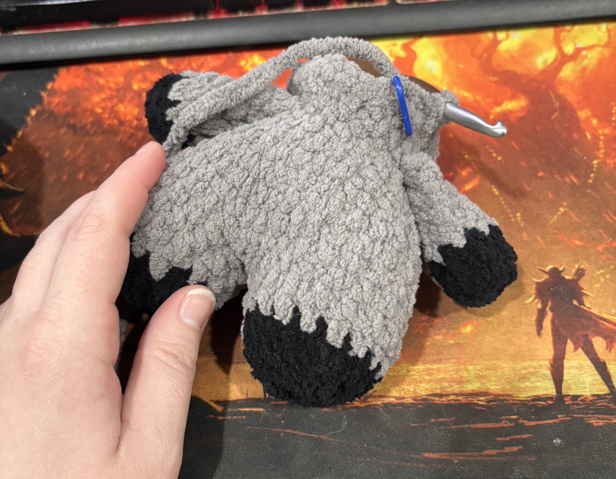 Taylor 💜 tweet media