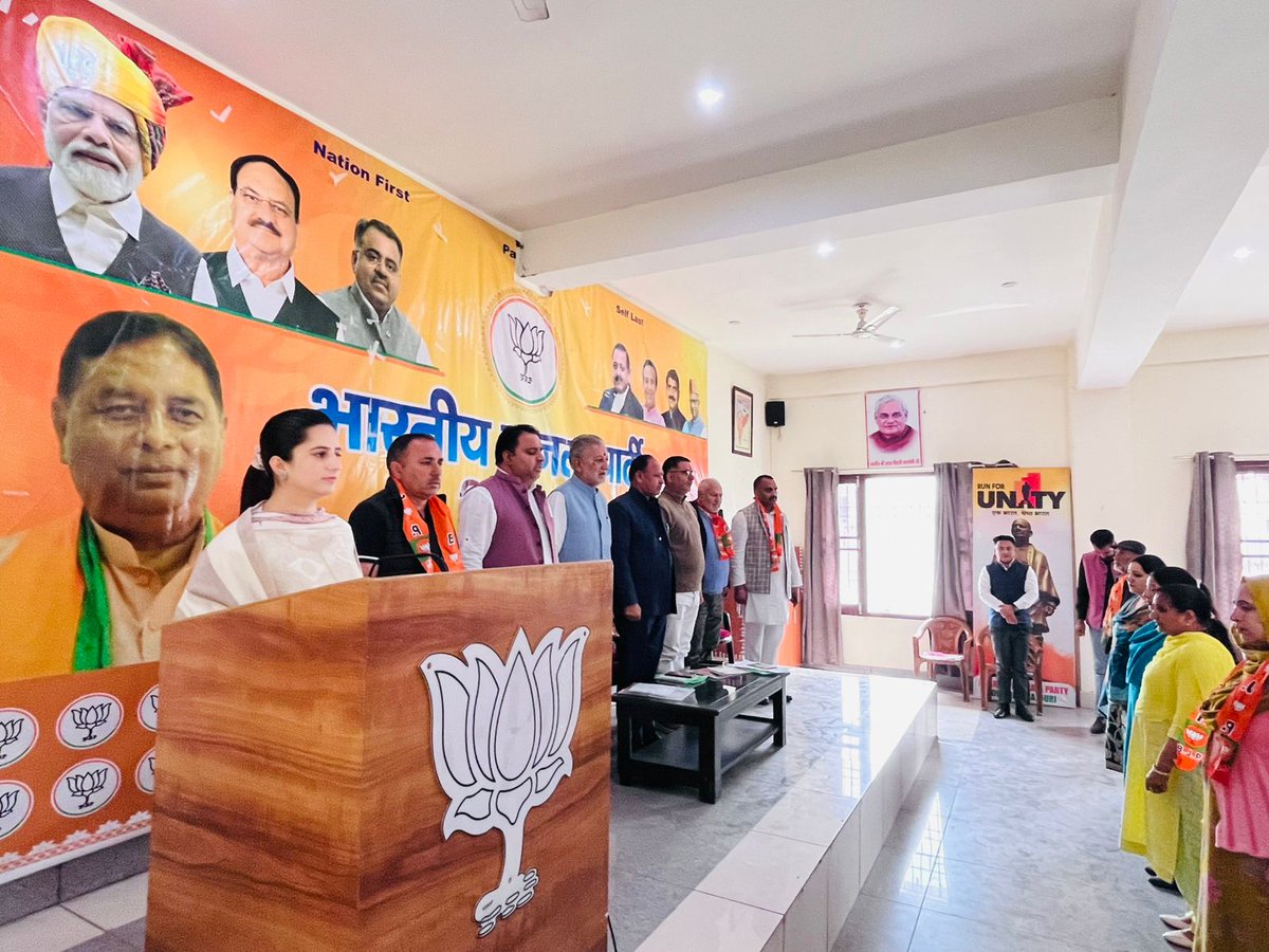 Samreen Khan tweet media