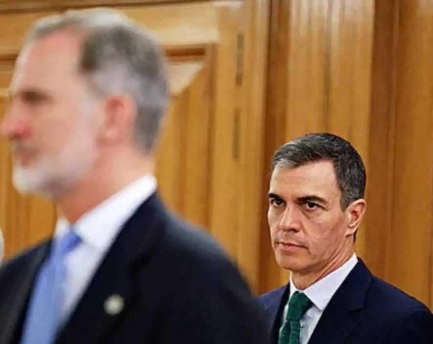 MartaSevilla tweet media