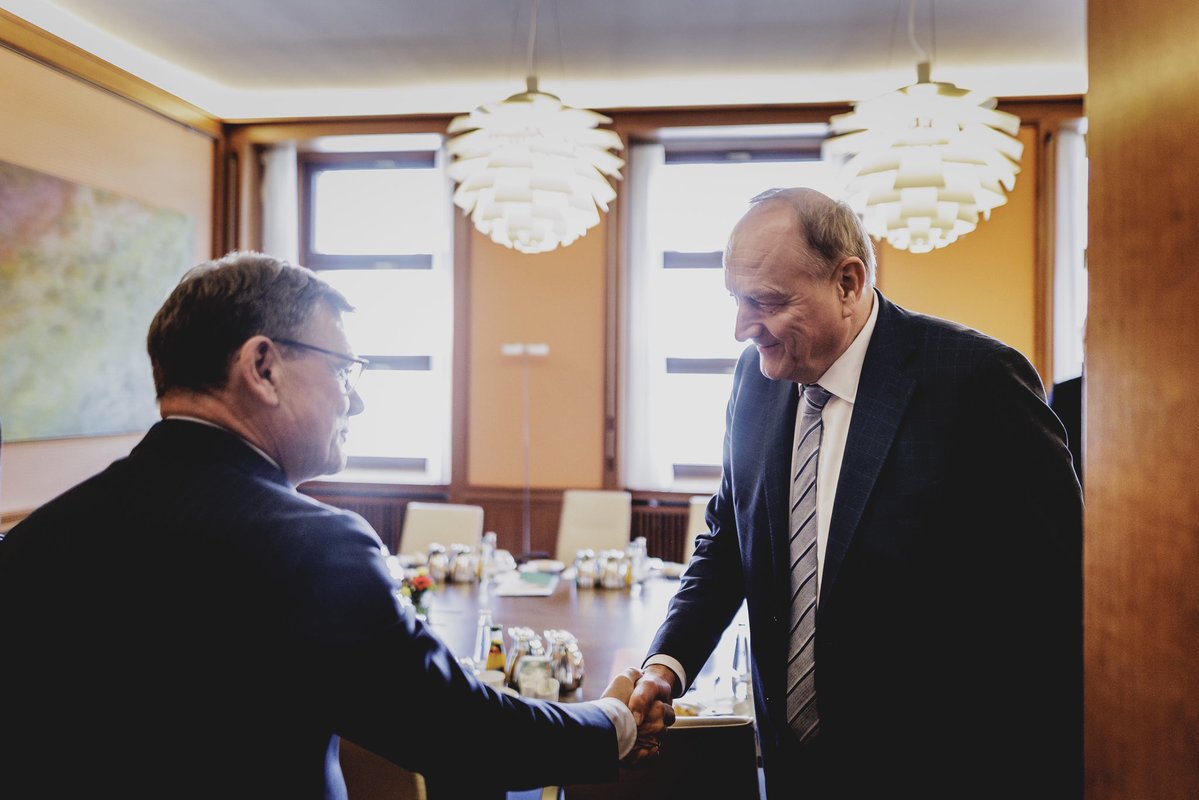 Johann Wadephul tweet media