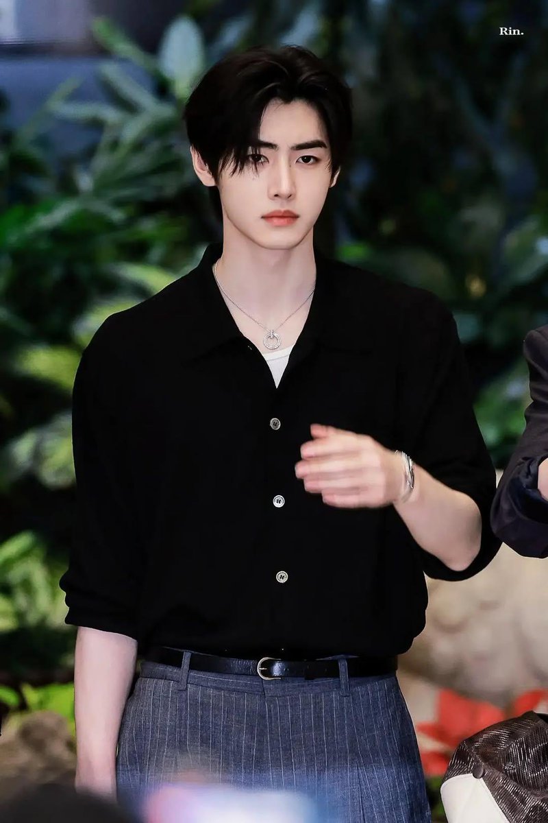 ❄️얼음별 tweet media