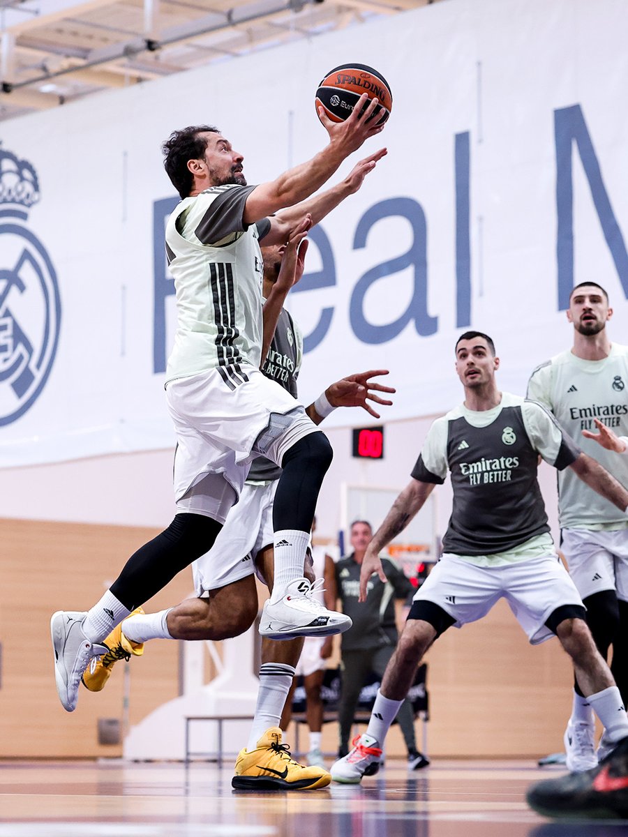 Real Madrid Basket tweet media