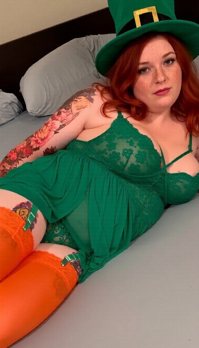 SissyLexx tweet media