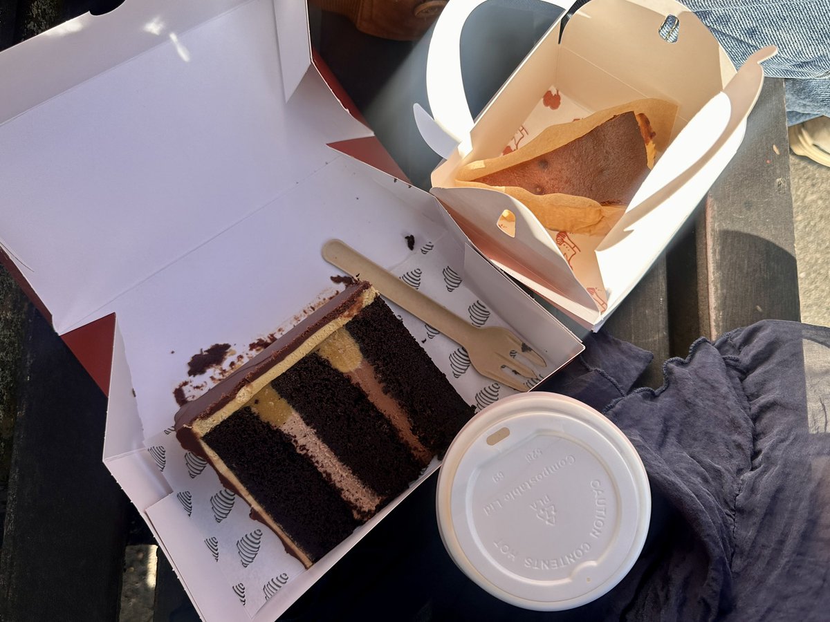 nida 𓃹 tweet media