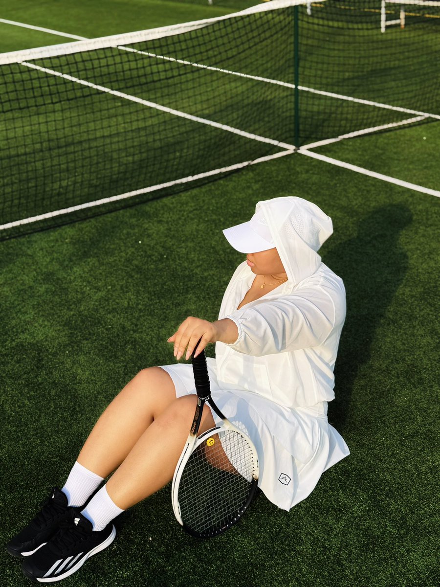 Happiness Hanson tweet media