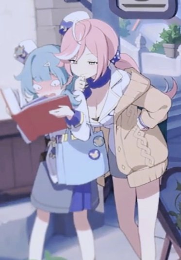 どこの画像か分かりません
本の表紙を書類で隠して頬を赤らめてるのを見るとなにかを連想してしまうなぁ
下江？エ駄死？