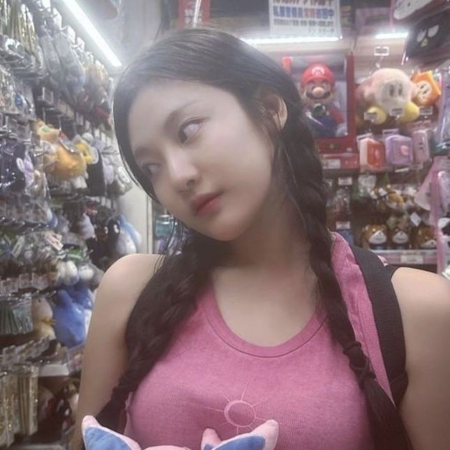 Base umum bisa follow @cornerfess tweet media