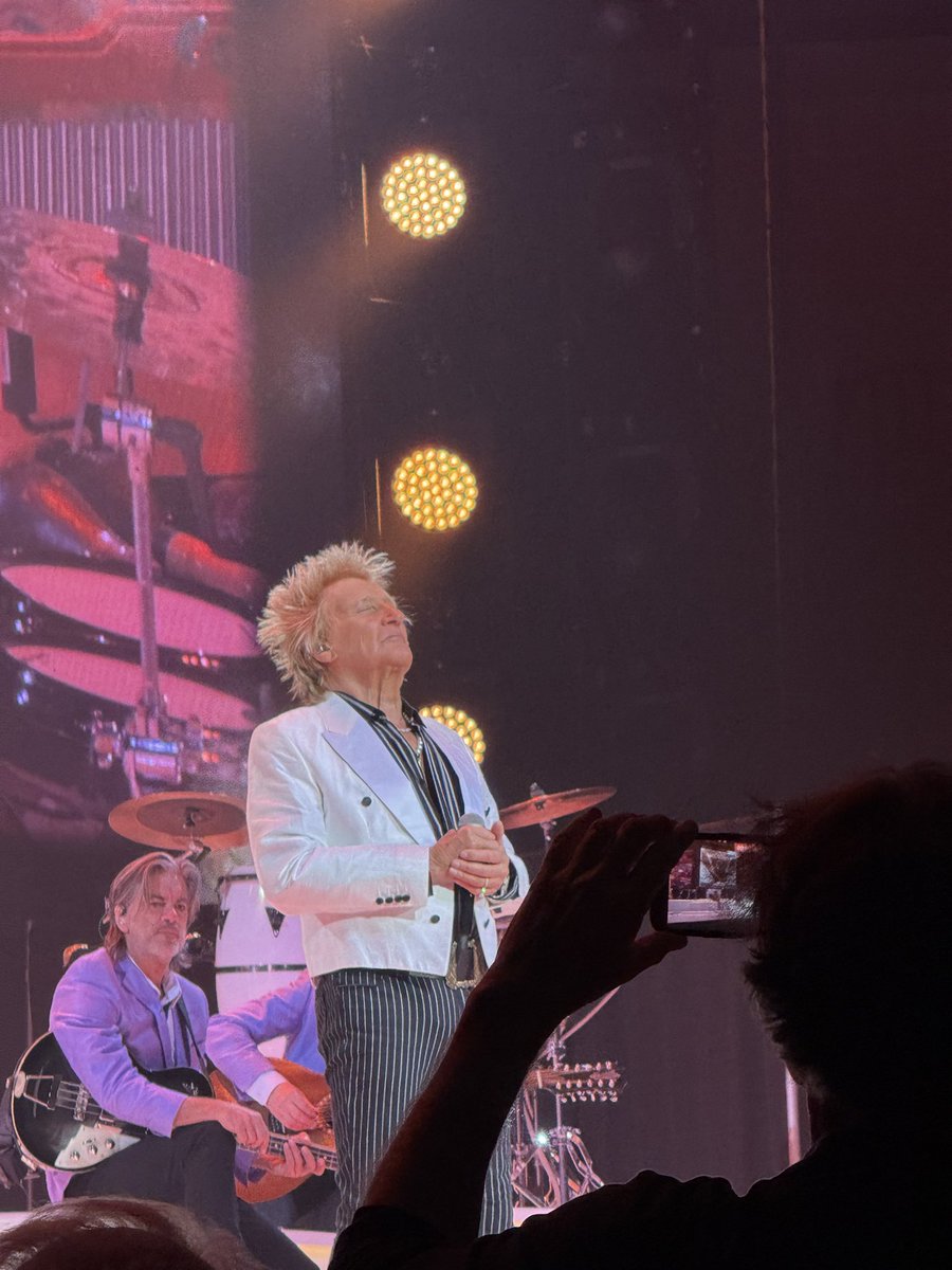 Real Cynthia Hughes tweet media