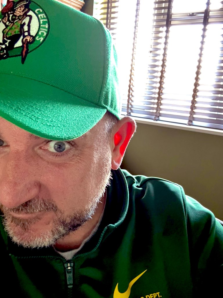 Benjamin tweet media