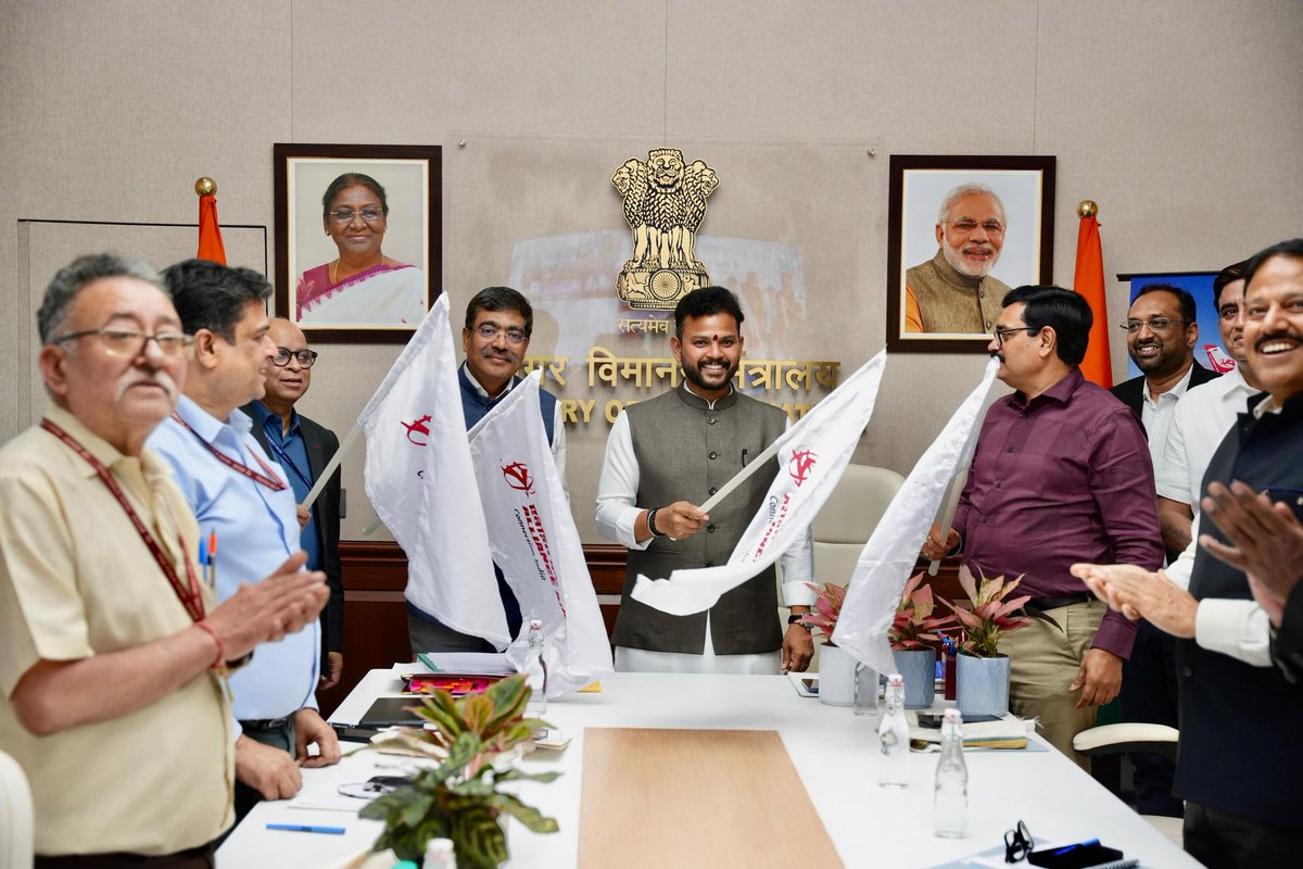allianceair's tweet image. Rewa ↔️ Raipur: Now just a flight away!
​A big day for regional connectivity!  Our Rewa-Raipur operations were officially flagged off today by HMCA Shri @RamMNK, CM @DrMohanYadav51, and Dy CM @rshuklabjp.
​Reducing distances, empowering dreams.
​#AllianceAir #Rewa #Raipur .
