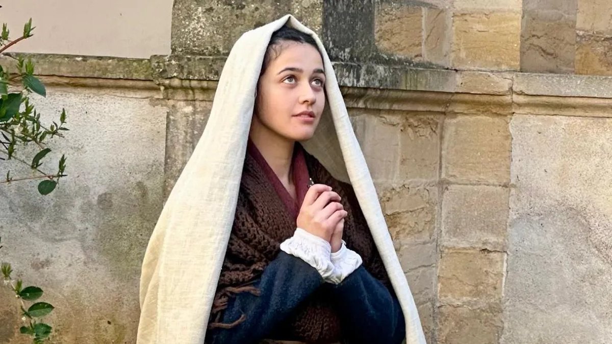 Zoom des médias tweet media