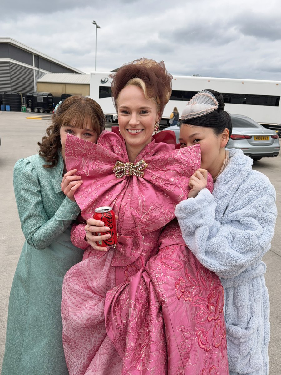 Bridgerton tweet media