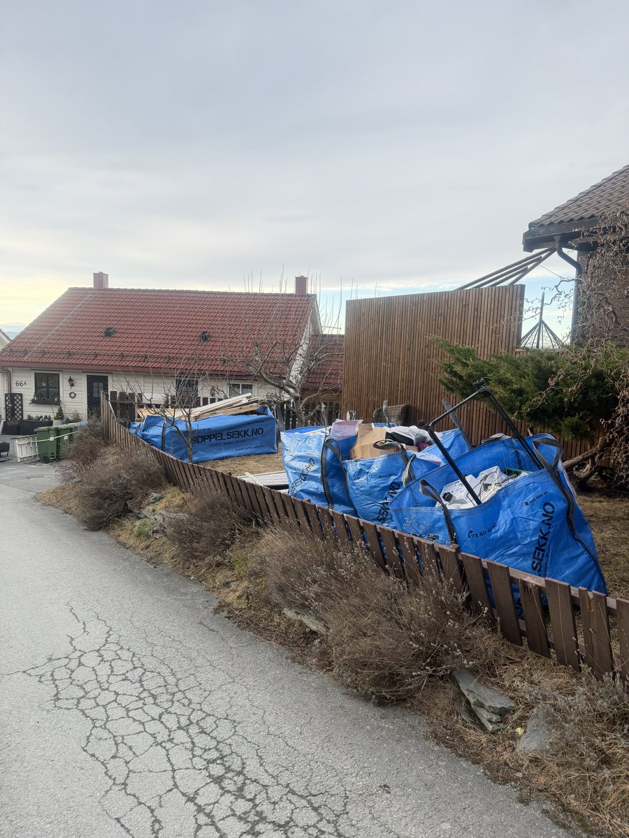 Emil Almås tweet media