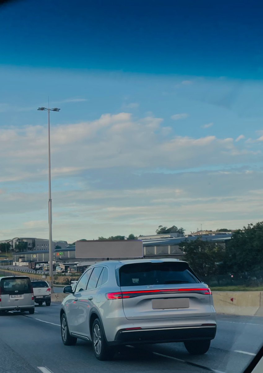 Absolut_Sabs tweet media