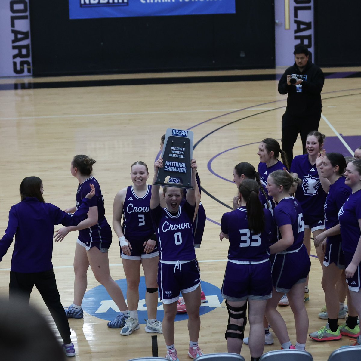 Crown College Women's Basketball tweet media