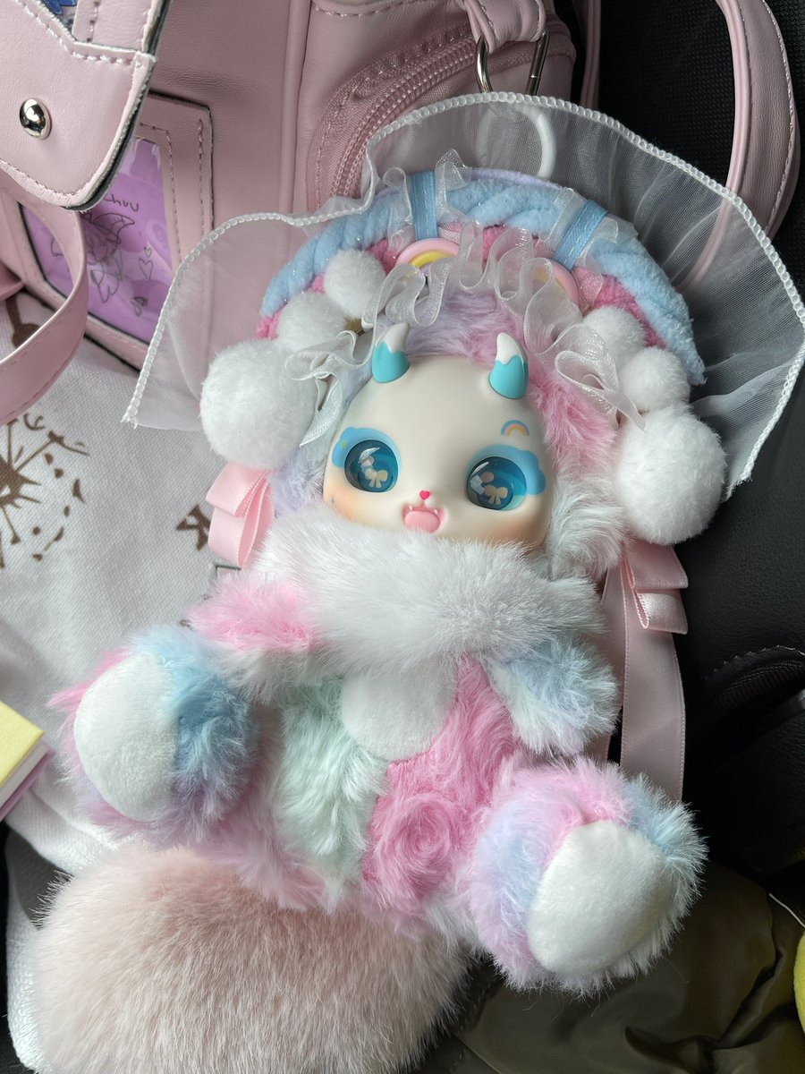 KactusKreeture's tweet photo. I really love my new doll. Her name is Vivace. https://t.co/LMFVtQAwMB