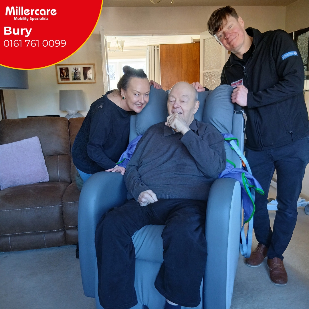 Millercare's tweet image. 🎉 Handover success at our Bury branch! A Repose Boston chair delivered same-day helped a customer whose dad hadn’t been able to get out of bed for 3 weeks. Quick assessment = immediate relief! 💺✨ #RiseAndRecline #MobilitySupport #SameDayDelivery