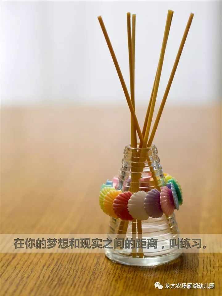 nikki88671732's tweet image. "Sorting old stuff Don’t toss—donate, repurpose, or pass on!  Give pre-loved items new life  #DeclutterWithPurpose #SustainableLiving"