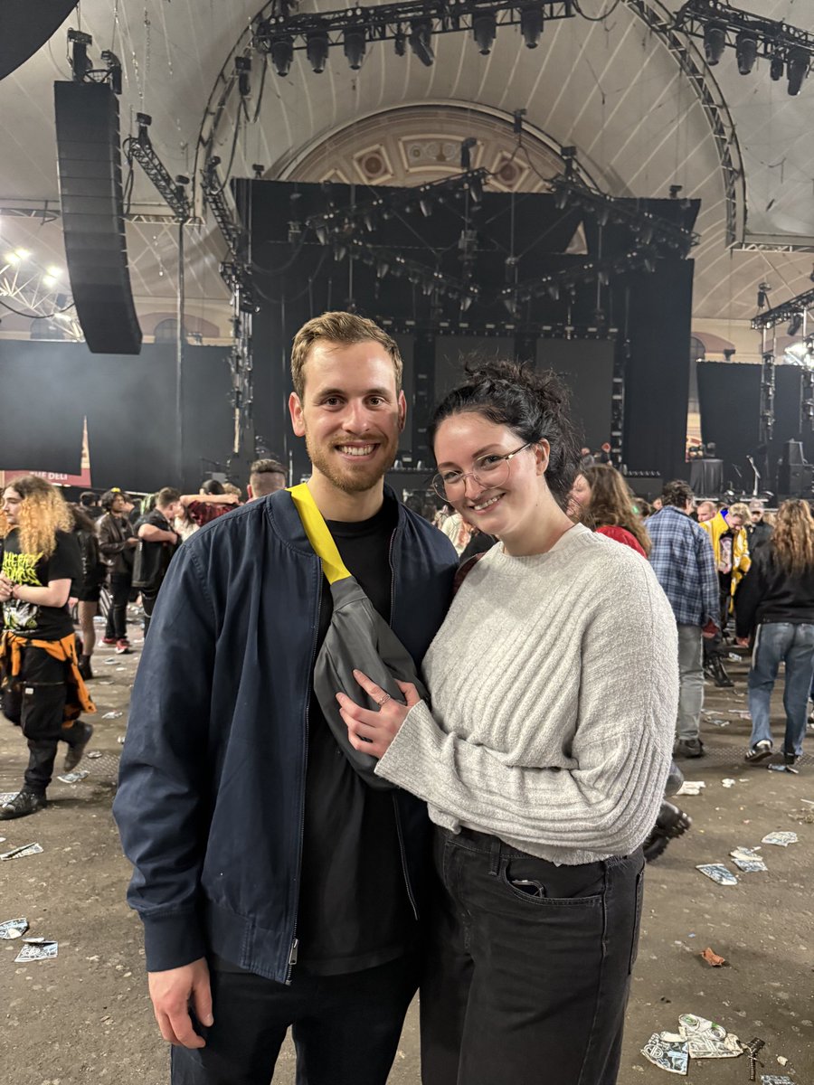 Dan (6 foot 3) 🔜 Houston tweet media