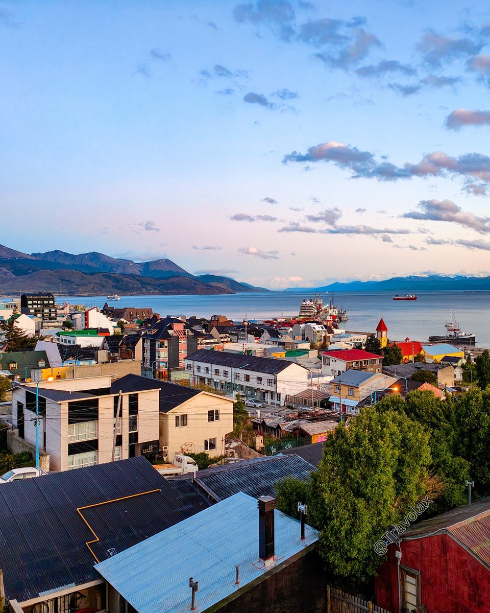 Travolax | Always Traveling tweet media