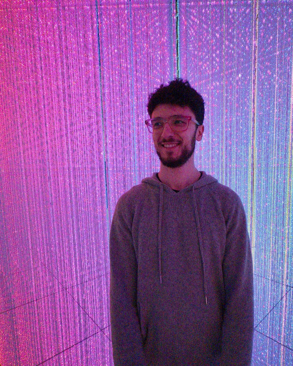 Cosmo Scharf tweet media